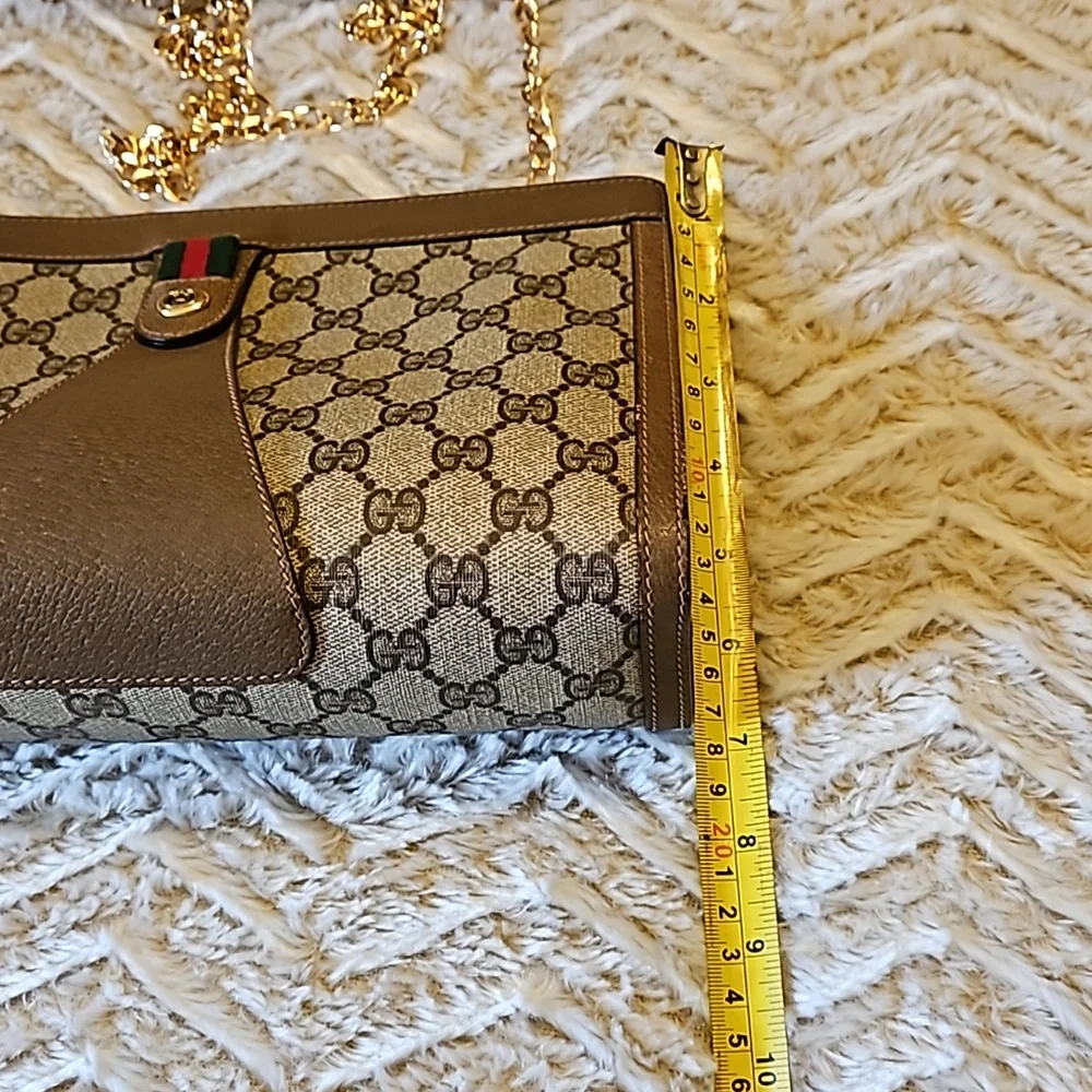 Gucci GG Sherry Line Clutch - Picture 14 of 16